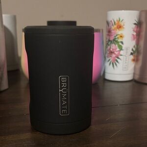 BrüMate Black Insulated Can Cooler